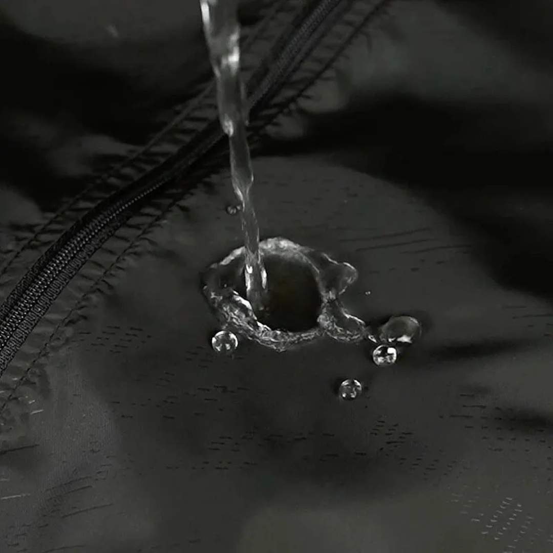 Averse™ — Manteau d’été léger et compact | Rivaro